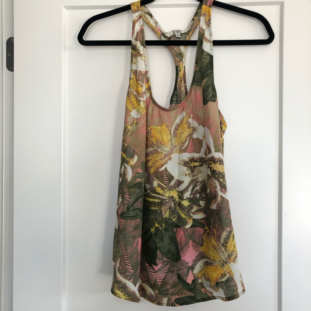BB Dakota floral tank